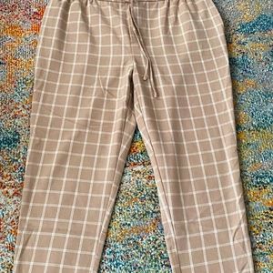 Old Navy flannel pants size large